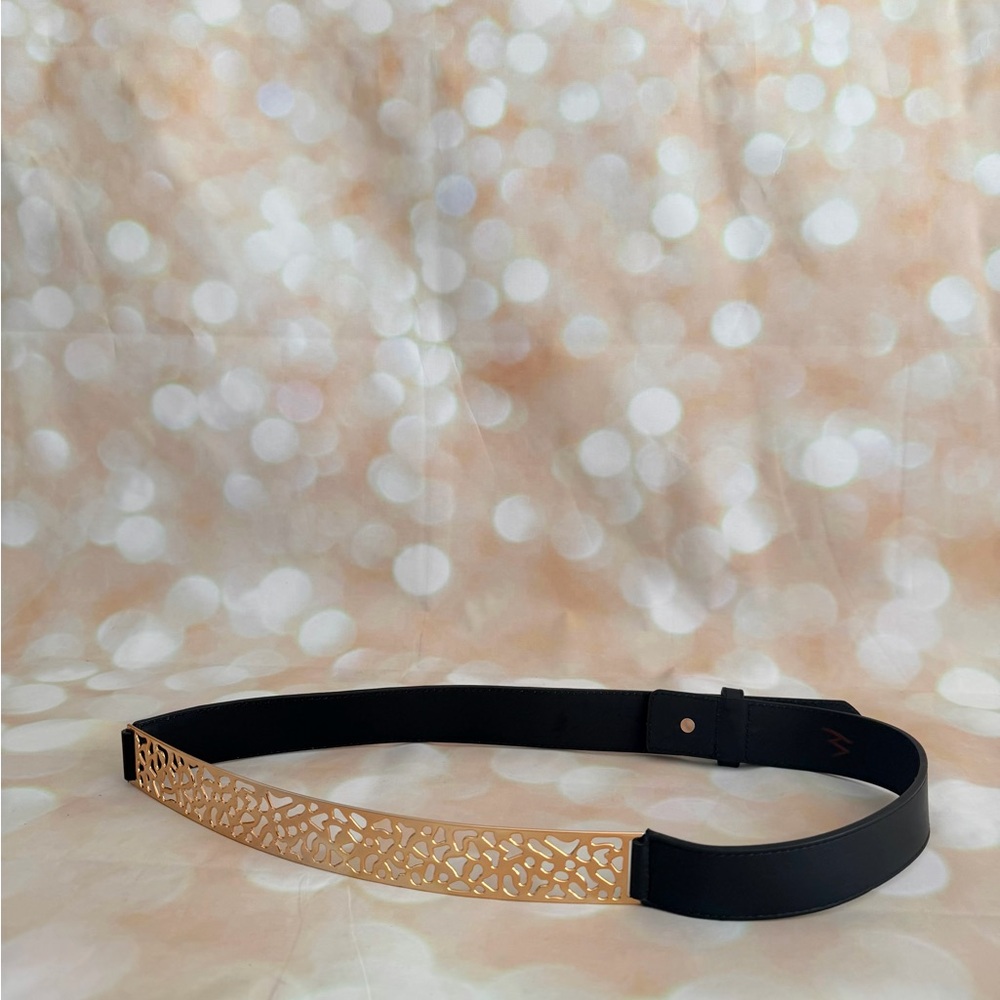 Punto Fibbia leather Black Belt with Gold Buckle - Picture 2 of 8